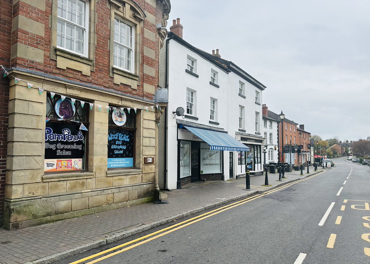 VZTASmartTowns's tweet photo. 200 businesses across 3 towns in 2 days !! Our business engagement work is at the heart of what we do and we’re delighted to be supporting Powys CBC and Owen Davies Consulting on this exciting project.

#SmartTowns #Powys #BuilthWells #Llanfyllin #Newtown #Talgarth #Welshpool https://t.co/qNb1iKwCJR