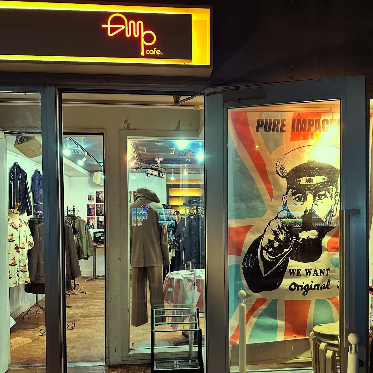 oitheyuichi's tweet photo. Original John 2025 Spring / Summer "SHOUT! SHOUT!" 展示会にお邪魔して来た!相変わらずこだわりのUKが爆発してて最高👌 本日から3日間!高円寺にお立ち寄りの際は皆さん是非!#OriginalJohn https://t.co/zSlzO34TbU