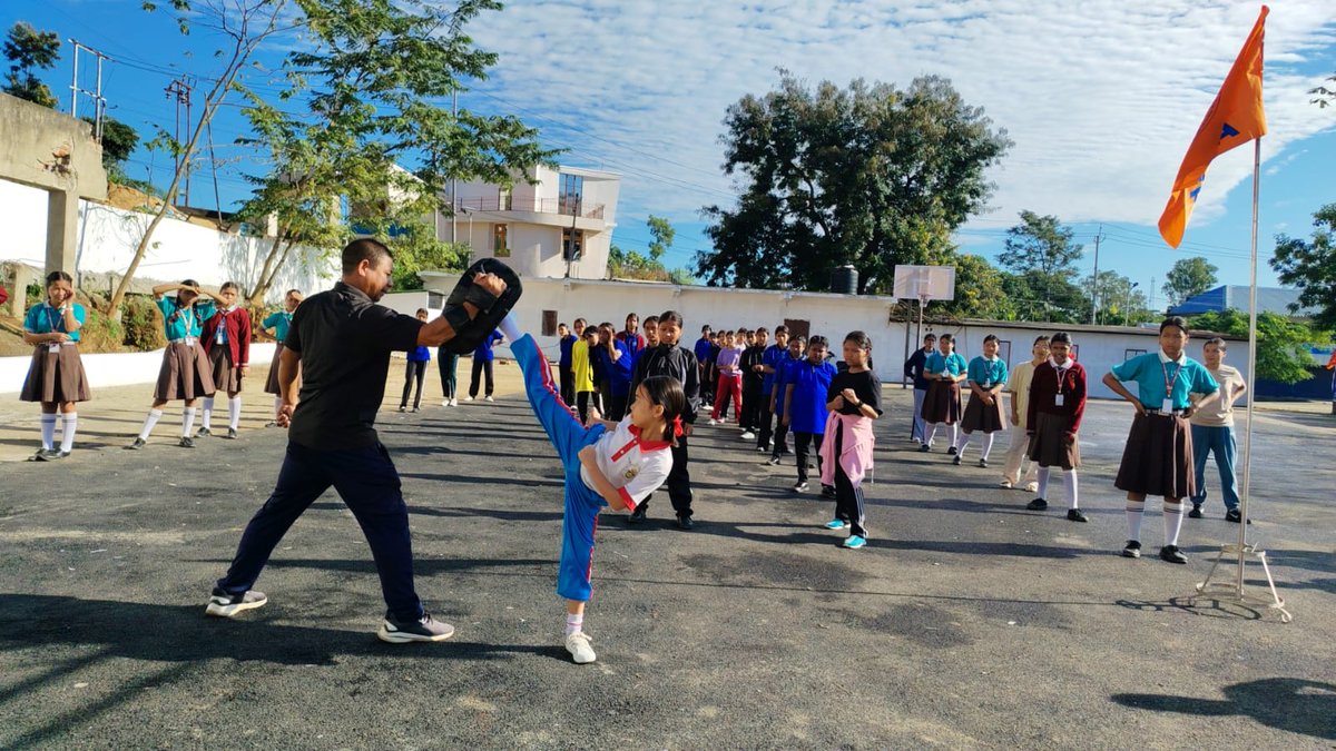 MissionSahasi's tweet photo. Strength knows no gender; courage knows no limits!

Highlights from the #MissionSAHASI program in Haflong, Assam, conducted in collaboration with the Haflong Karate Association and Assam Police. https://t.co/NINFDAQvWE