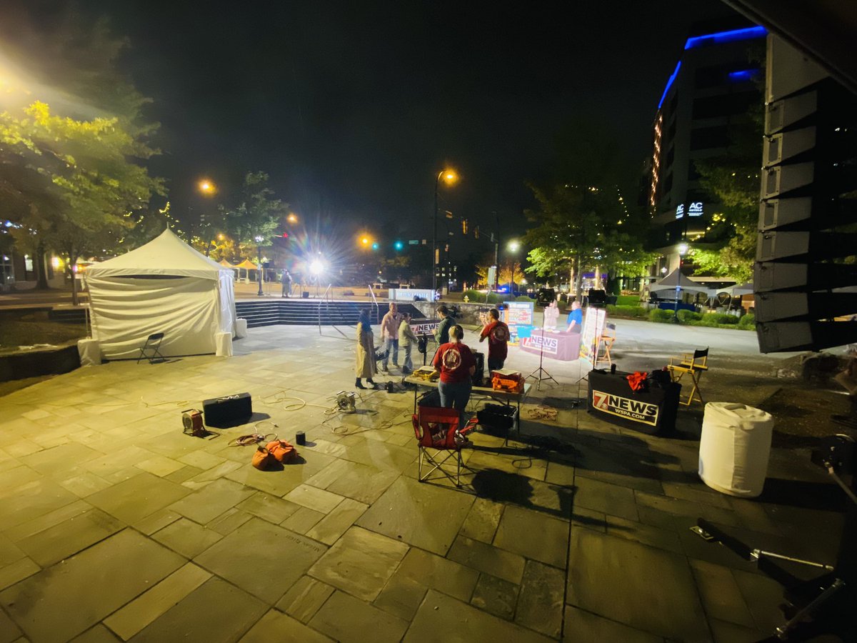 fredontv's tweet photo. We’ve taken over @peacecenter plaza for our @WSPA7 special #ZipTrip to #FallForGreenville Join @oliviadonnellly @MalachiRodgers @CScarpelliTV and me live until 9:00am! @WhatsGood864 @MeganHeidlberg follow us on YC until 10:00am. https://t.co/KZTQf5fAXO
