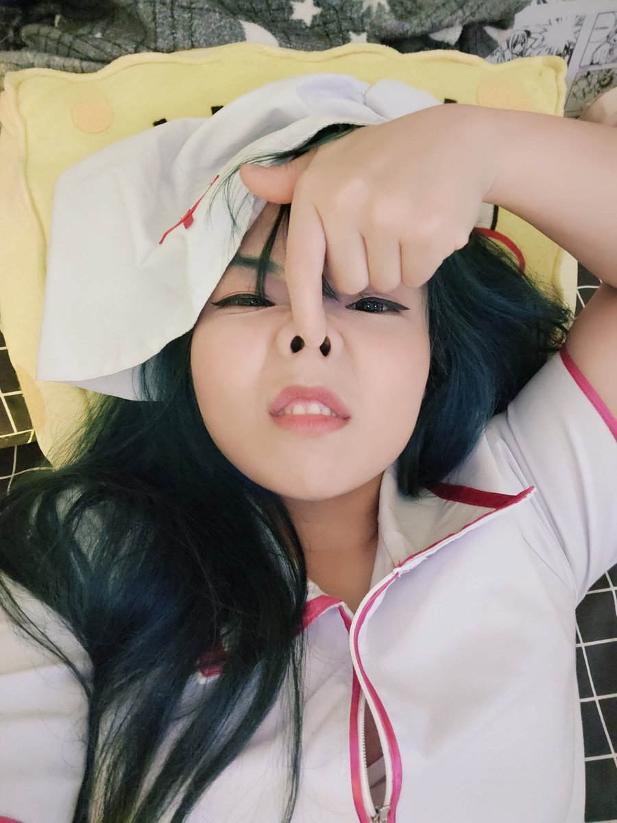 friccilliacar2's tweet photo. Dont forget to eat !! Just dont eat your friend #ทนายตั้ม #cosplayer #cosplay https://t.co/49hhQYZTG5