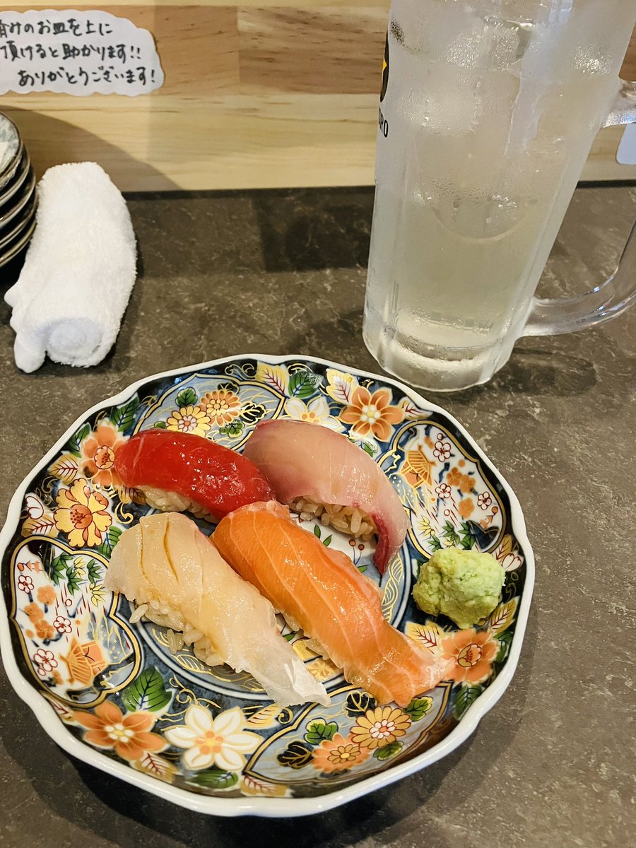 riuta05's tweet photo. 最近食べていない魚。
#あて寿司 https://t.co/YyGlL4bzdE
