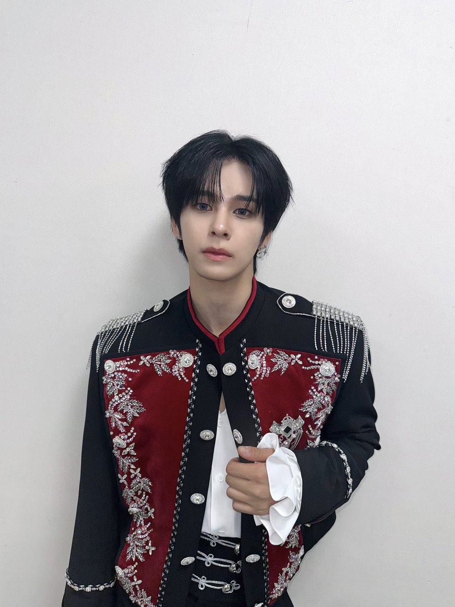 CRAVITY fancafe tweet media