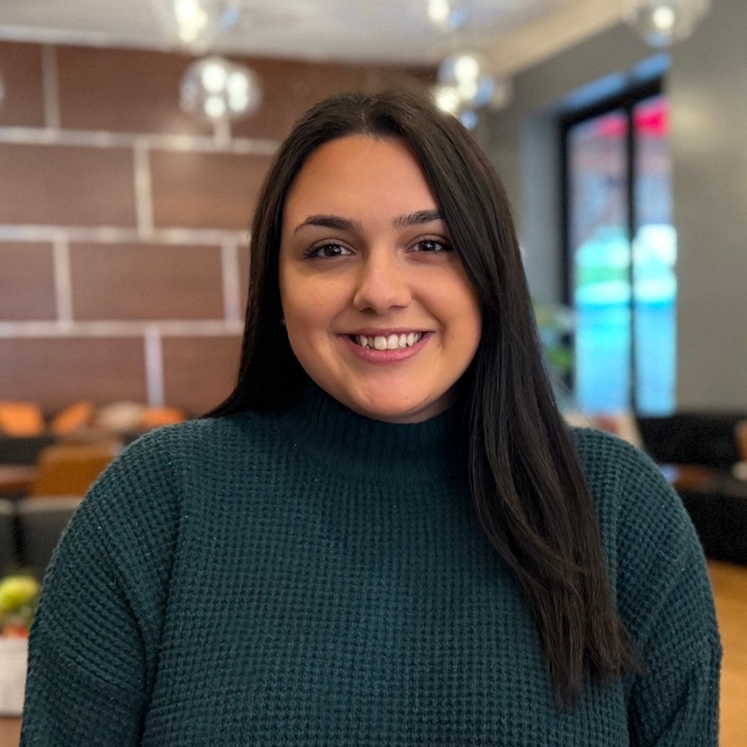 Introducing our new Wine Club Manager, Angela! Angela is here to help our Insiders get the best out of their Wine Club membership. Planning events, preparing will call weekends and shipments - her wheels are always turning. Let's give Angela a warm welcome!🍷