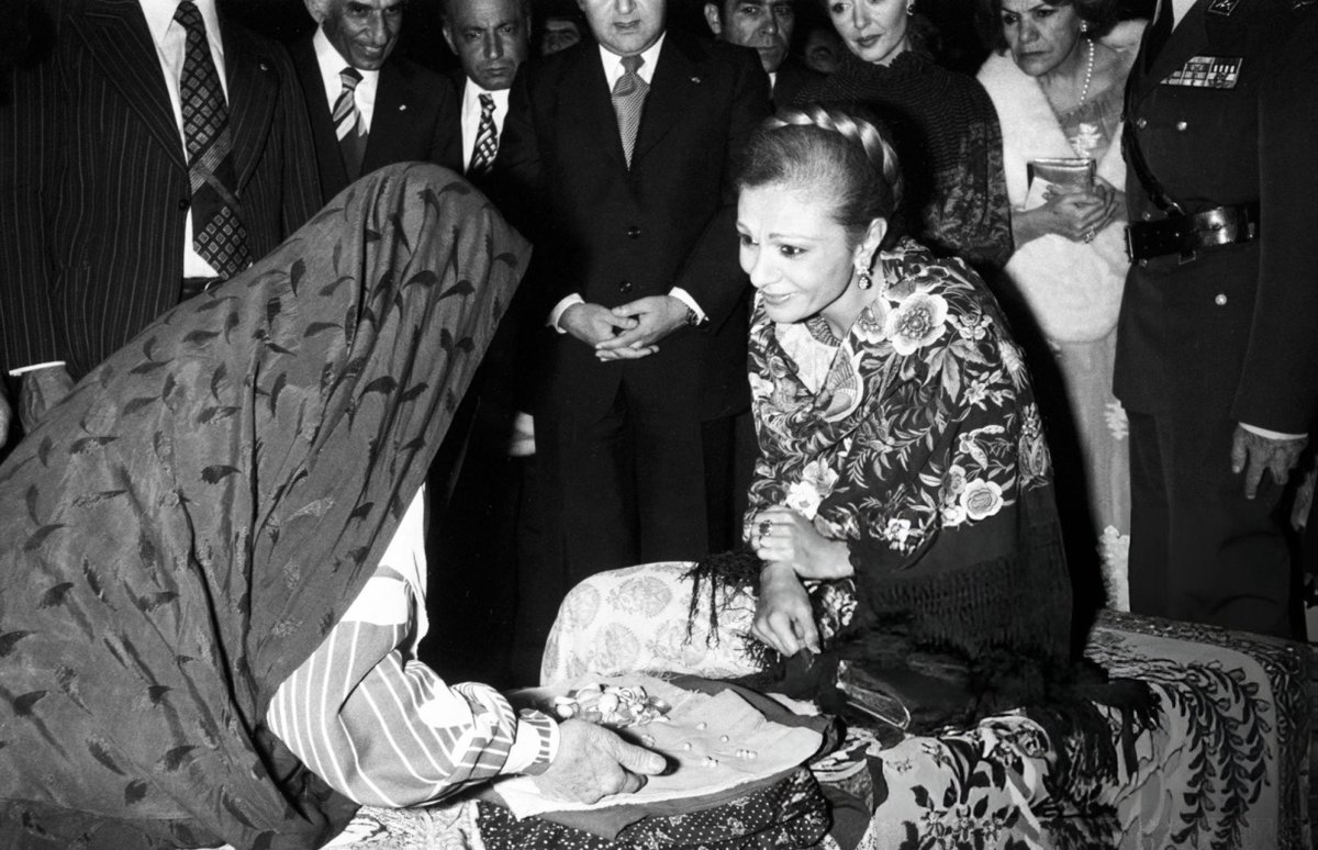 History In Pics tweet media