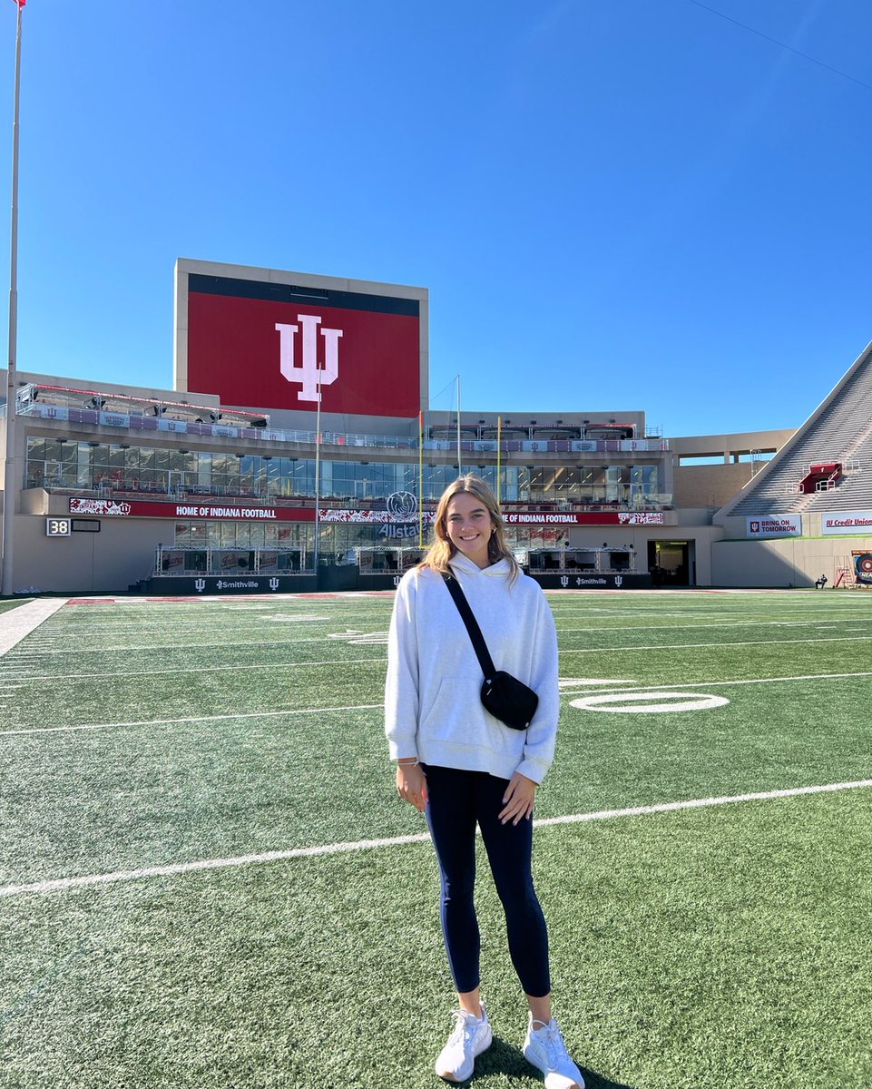 Ellyzabeth Ware tweet media