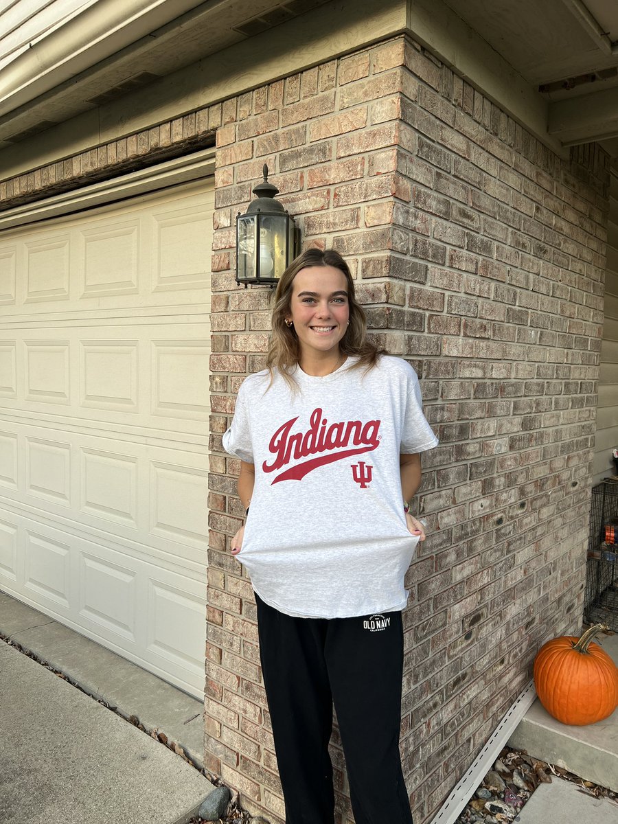 Ellyzabeth Ware tweet media