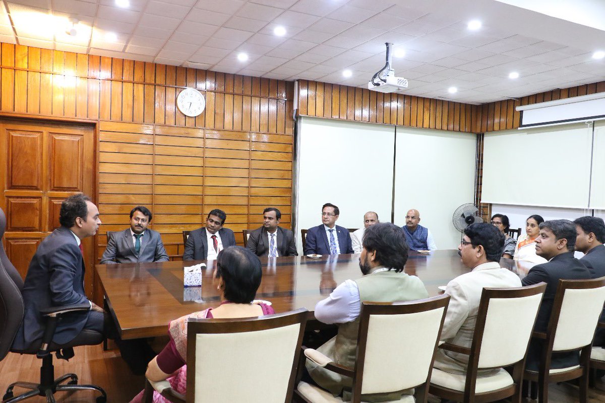 India in Sri Lanka (@indiainsl) on Twitter photo DHC <a href="/DrSatyanjal/">Dr Satyanjal Pandey</a> interacted with the Indian delegation participating in the 3rd International River Congress at University of Kelaniya. They discussed ideas for potential collaboration between ๐ฎ๐ณ๐ฑ๐ฐ for sustainability and management of water resources. DHC <a href="/DrSatyanjal/">Dr Satyanjal Pandey</a> interacted with the Indian delegation participating in the 3rd International River Congress at University of Kelaniya. They discussed ideas for potential collaboration between ๐ฎ๐ณ๐ฑ๐ฐ for sustainability and management of water resources.