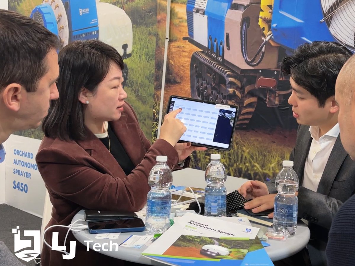 LanjiangTech's tweet image. Check our latest autonomous spraying technology at Hall34 H15!
Here you can touch the inner parts and experience the smart monitoring APP!
#LJTech #EIMA #digitalfarming #smartagriculture
