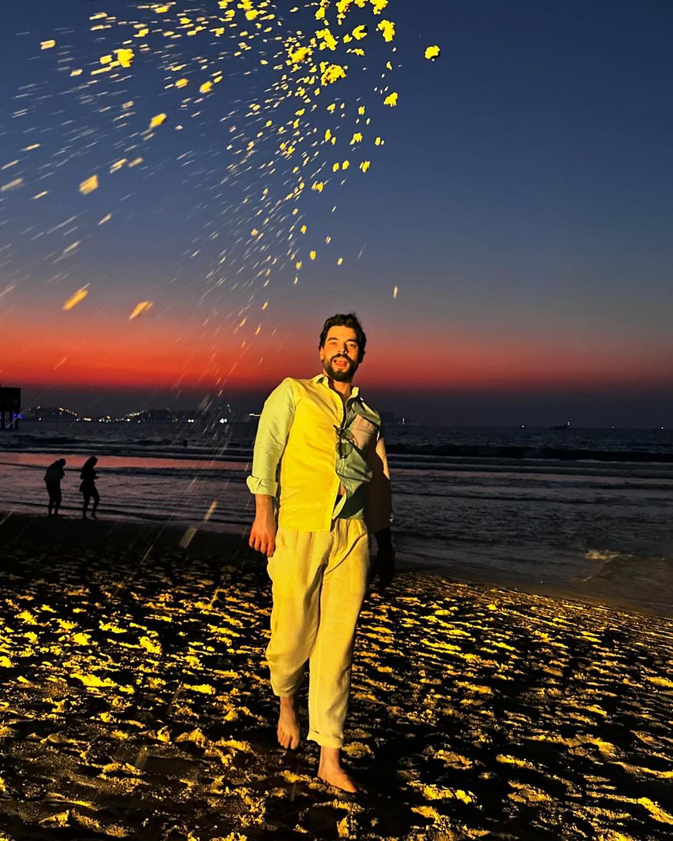 #AkınAkınözü instagram hesabında yeni fotoğraflar paylaştı!💚🍀👑🌟🔥