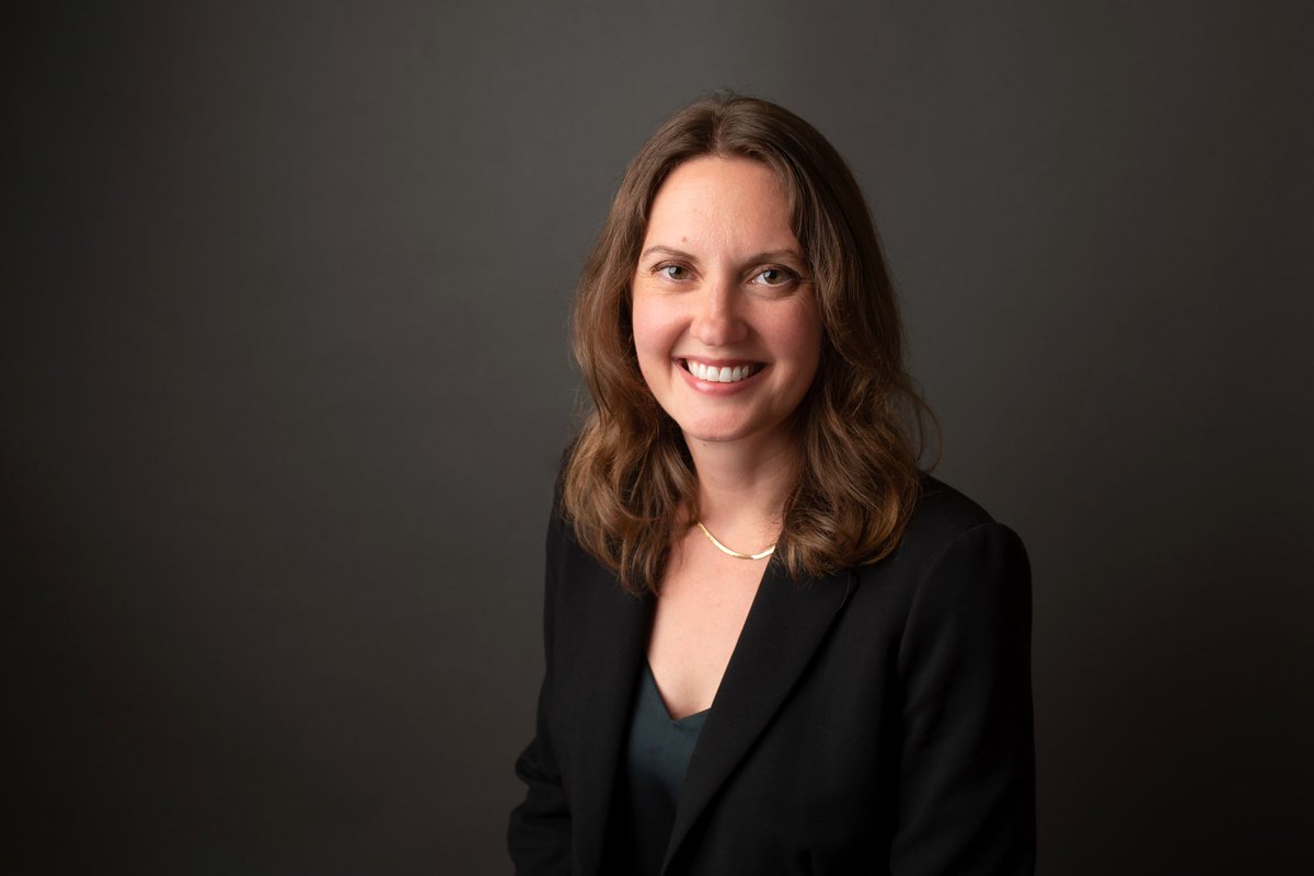 Modern Scholar Podcast (@modscholarpod) on Twitter photo For #FlashbackFriday today, take a listen to my conversation with @DrSarahMyers exploring her recent book EARNING THEIR WINGS, as well as history, grant-writing, and more! <a href="/SMH_Historians/">SMH Historians</a> <a href="/womnknowhistory/">Women Also Know History</a> <a href="/UNC_Press/">UNC Press</a> podcasts.apple.com/us/podcast/the… For #FlashbackFriday today, take a listen to my conversation with @DrSarahMyers exploring her recent book EARNING THEIR WINGS, as well as history, grant-writing, and more! <a href="/SMH_Historians/">SMH Historians</a> <a href="/womnknowhistory/">Women Also Know History</a> <a href="/UNC_Press/">UNC Press</a> podcasts.apple.com/us/podcast/the…
