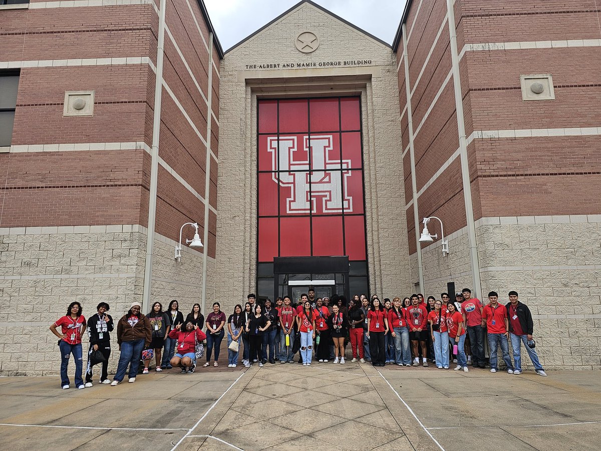 National First Generation College Day. What a better opportunity to have our Rangers learn about University of Houston! <a href="/DocOfHighHopes/">Dr. Melissia Smith</a> <a href="/Terry_Rangers/">Terry High School - Lamar CISD</a>