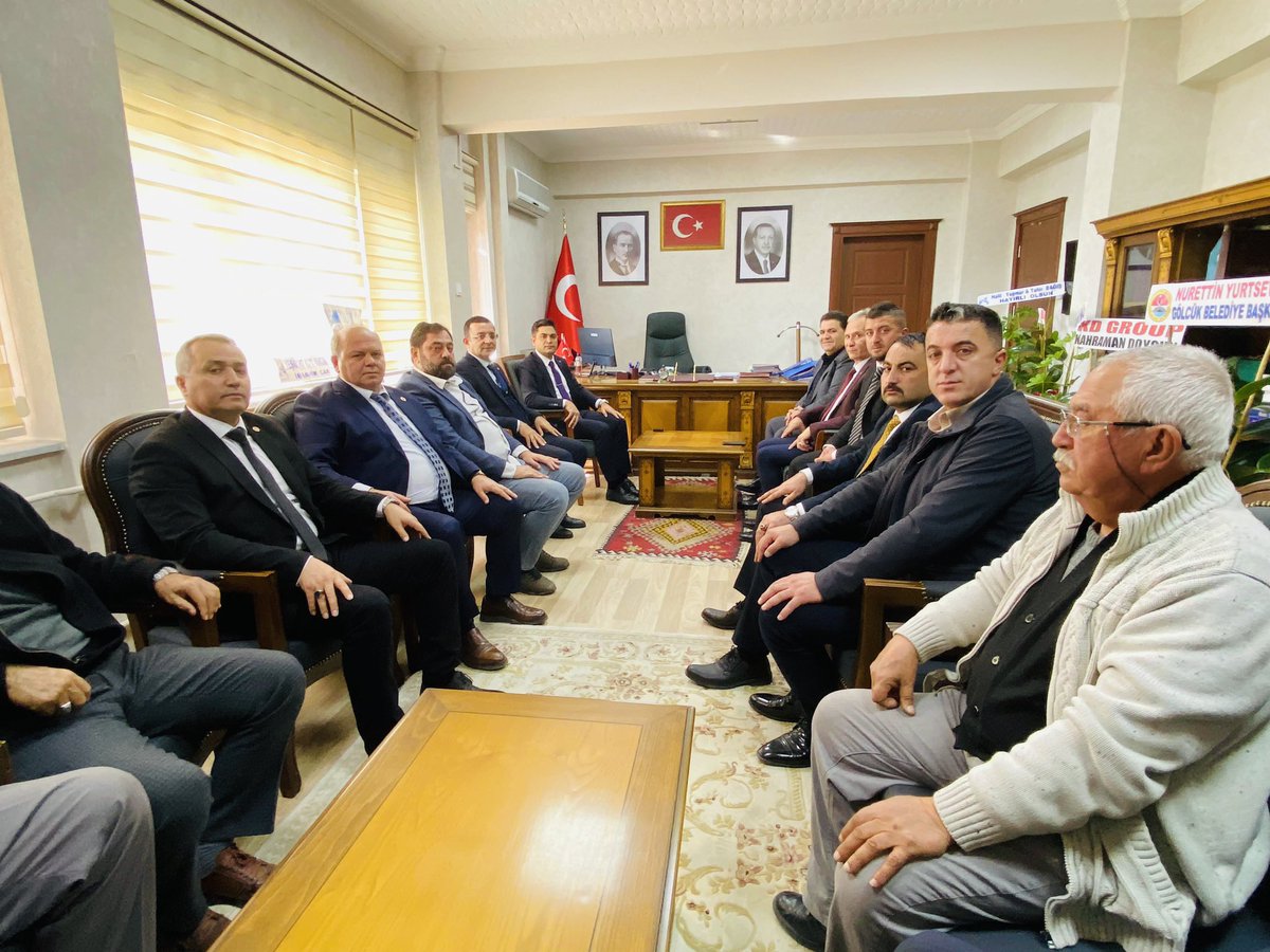 abdulhamitbagis's tweet photo. Niğde Mhp  Milletvekili Sn. Cumali İnce,İl başkanı Aytekin Tükenmez,Çukurkuyu belediye başkanı Ahmet Halisdemir ve Mhp heyeti bizleri ziyaret etti. Nazik ziyaretlerinden ötürü Sn.Milletvekilimiz’e  ve heyetine teşekkür ediyorum. https://t.co/dWFEKcEZBz