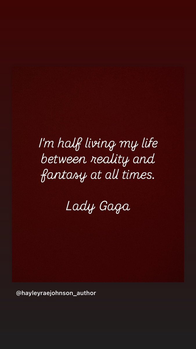 Where are all the #readers at? Readers of #fantasy or #romantasy ?