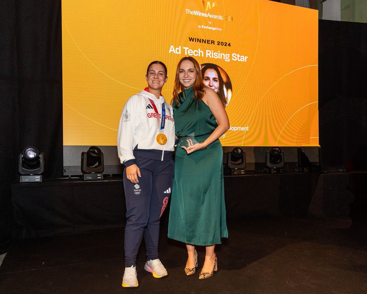 Anya Libova 🤓 tweet media