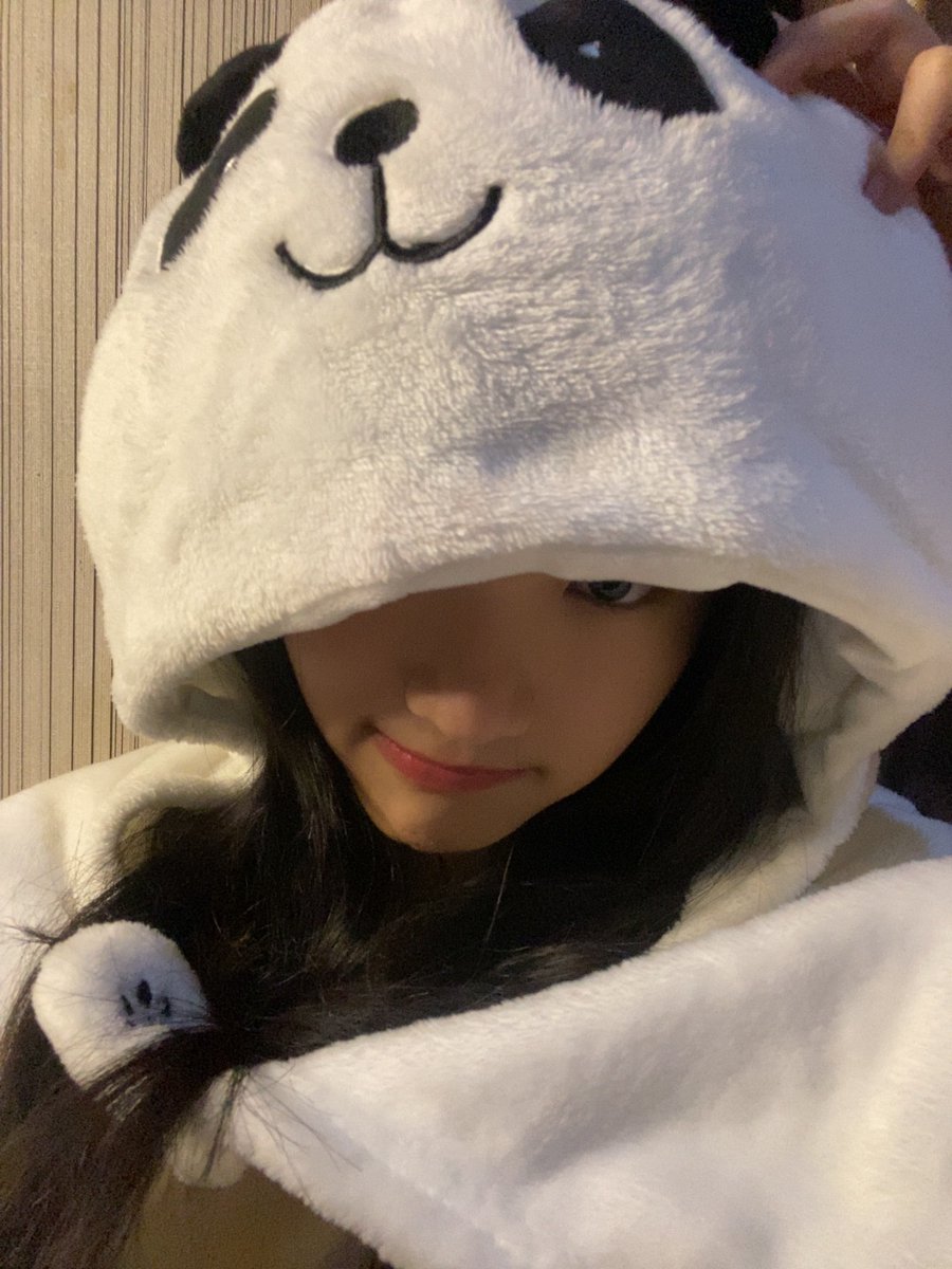 Catherina Vallencia tweet media