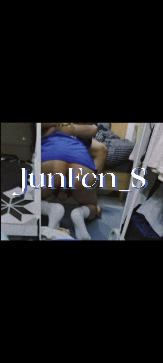 同学眼中的篮球体育生，在我这就是个jb被锁的贱狗罢了
“再骚一点，对，奖励你考试前射一次吧”