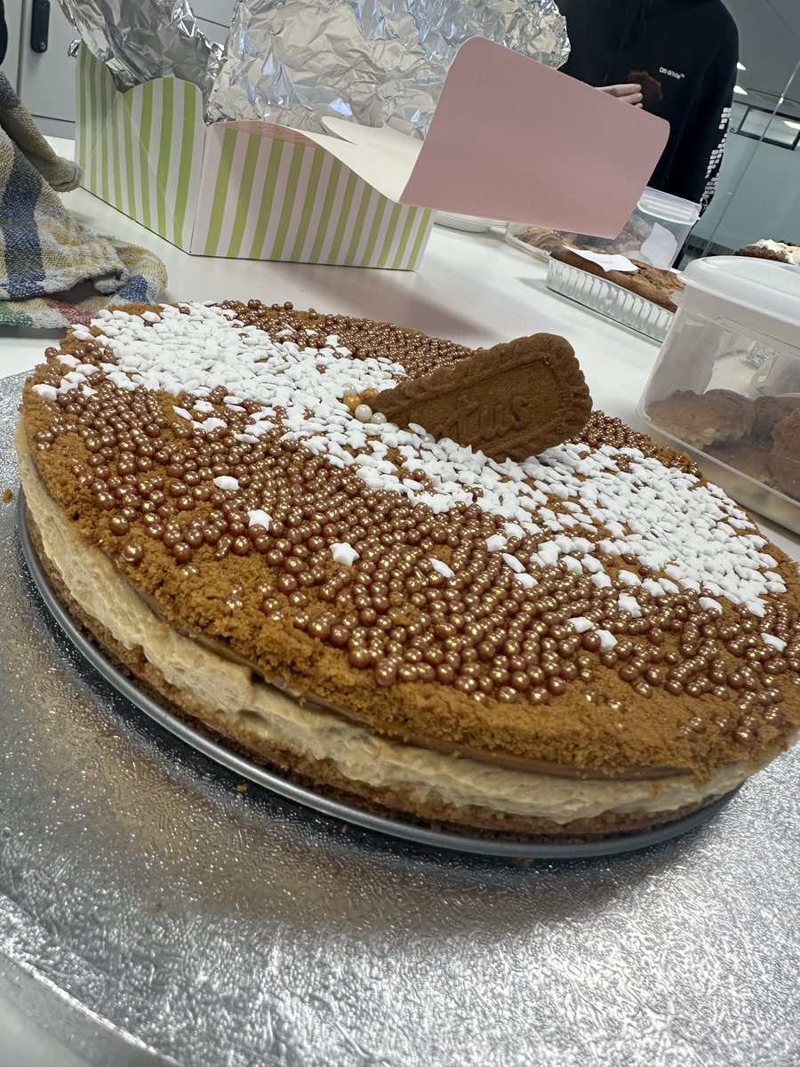 signinapp's tweet photo. Yesterday was The Great SIA Bake Off at our Northampton HQ! 🧁💚

14 bakes were submitted, ranging from lots of cake and biscuit-themed bakes to savoury pastries and a HUGE pie... 🥧

What would you be going for first? 👀

#SignInApp #OfficeLife #OfficeBakeOff https://t.co/rDHdmaRLA2