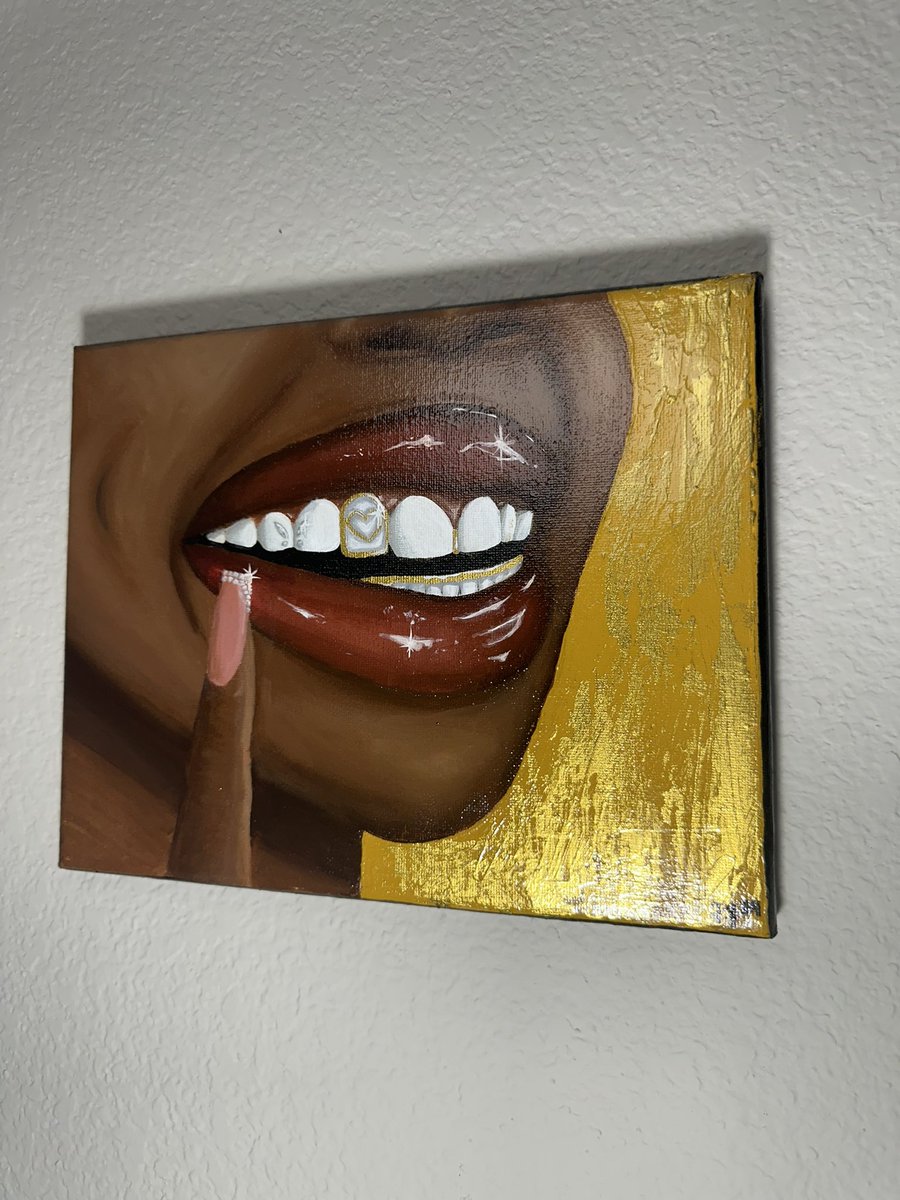 riyewest's tweet image. ✨⭐️💛🎨 
Finally finished her ⭐️ definitely have a long way to go and I gave up on trying to be perfect. I’m proud of her. 🥲 still trying to figure out a name 😂 
On sale for $60 🥂
#art #houstonpainter #acrylic #grill #houston #houstonartist #aliefartist #blackwomen #gold