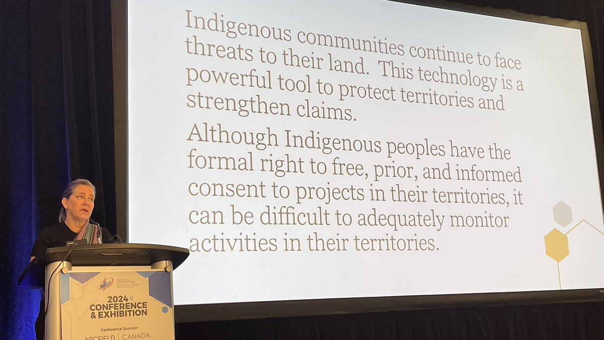 aerial_canada's tweet photo. Absolutely incredible morning sessions, starting off with a keynote from Teara Fraser, Founder and CEO of Iskwew Air, then Darcy Hunt. Some very profound teachings from Teara - who left us with a powerful message: “How can I honour Indigenous peoples?”

We have much to learn. 🙏 https://t.co/vve8XeSLIt