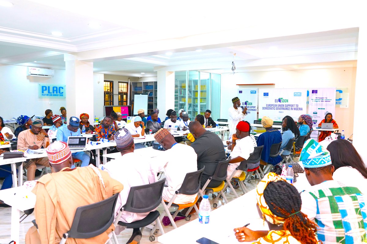 PLACNG's tweet photo. During the bi-weekly meeting held today, Dr. Shuaibu Danwanka, Director, Legal Services at @nildsnigeria, presented the first paper.
His presentation was titled "Understanding the @nassnigeria Legislative Oversight Function, Tools, and Mechanisms."
#PLACInternship https://t.co/MfxOTaYfCH