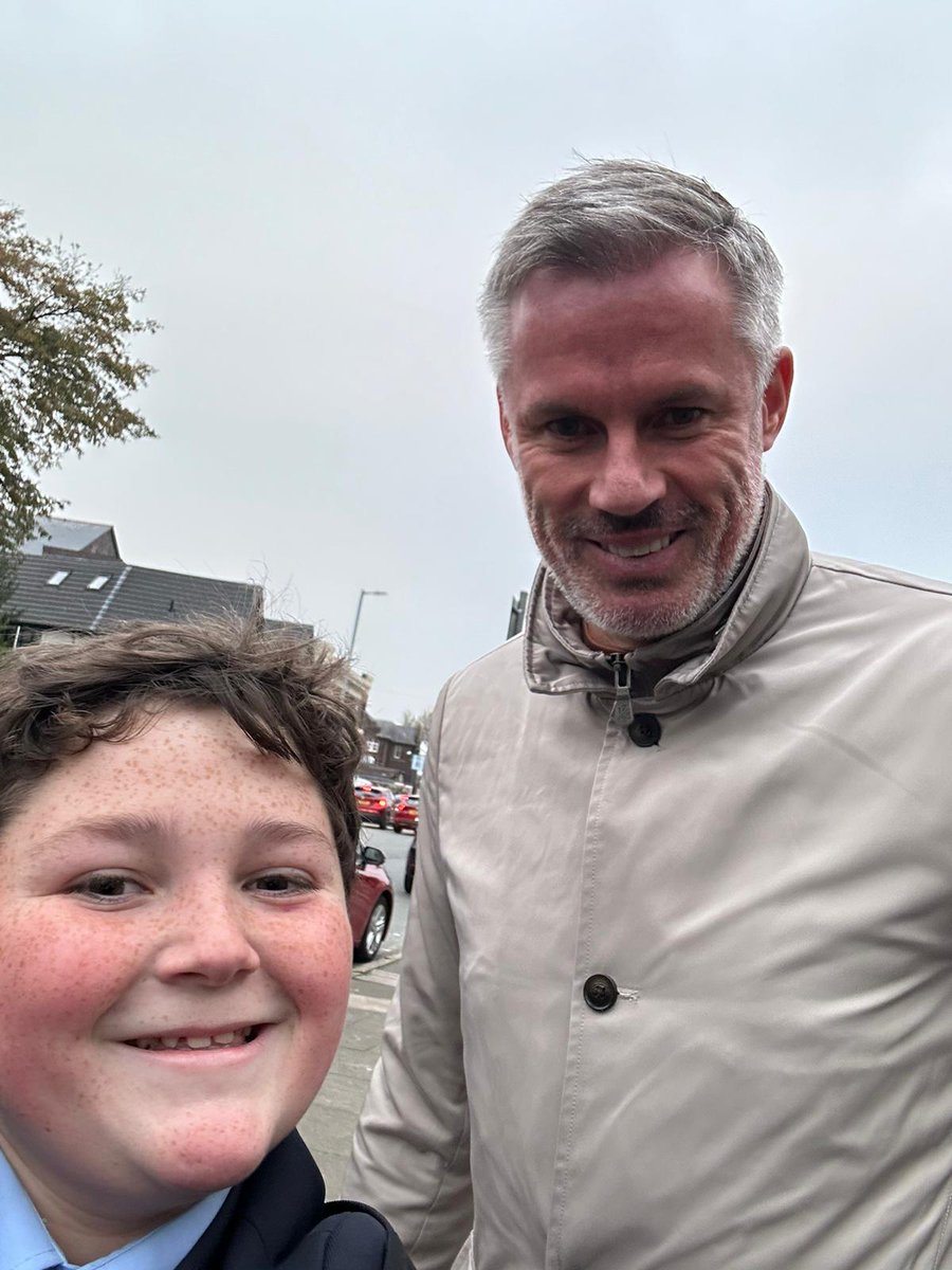 wady75's tweet photo. @Carra23 thanks Jamie you made his day https://t.co/MTBZx4JT3Y