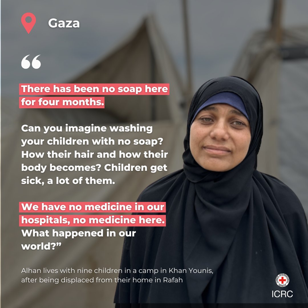ICRC's tweet photo. 📍 Gaza | ICRC-supported baking facilities throughout Gaza allow thousands of displaced people to feed their family each day.

Mother-of-nine, Alhan, receives bread for her family, but they face many other challenges in daily life. https://t.co/81o2iWQv8j