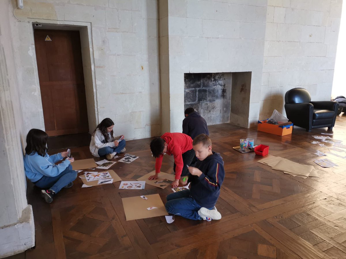 Collège Molière 79 (@79moliere) on Twitter photo Les élèves de 6eme ont passé la journée à <a href="/ChateauOiron/">Château d'Oiron</a> pour une visite du château musée et un projet artsP + SVT +Physique + maths sur le thème de l’hybridation et des chimères. #PEAC <a href="/daacpoitiers/">Daac de Poitiers</a> <a href="/DSDEN79/">DSDEN Deux-Sèvres</a> <a href="/Delphine_E_Roux/">Delphine Roux</a> <a href="/EcloreThouars79/">Éclore Thouars</a> Les élèves de 6eme ont passé la journée à <a href="/ChateauOiron/">Château d'Oiron</a> pour une visite du château musée et un projet artsP + SVT +Physique + maths sur le thème de l’hybridation et des chimères. #PEAC <a href="/daacpoitiers/">Daac de Poitiers</a> <a href="/DSDEN79/">DSDEN Deux-Sèvres</a> <a href="/Delphine_E_Roux/">Delphine Roux</a> <a href="/EcloreThouars79/">Éclore Thouars</a>