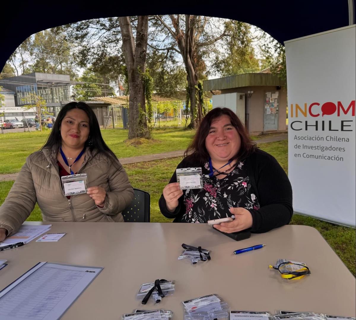 humanidadesufro's tweet image. 📍UFRO es sede del X Congreso de la Asociación Chilena de Investigadores en Comunicación INCOM 💬 

👉 Reunidos bajo el lema “La comunicación como un campo abierto” 

#INCOM #UFRO #Reflexión #Innovación #InvestigadoresChilenos