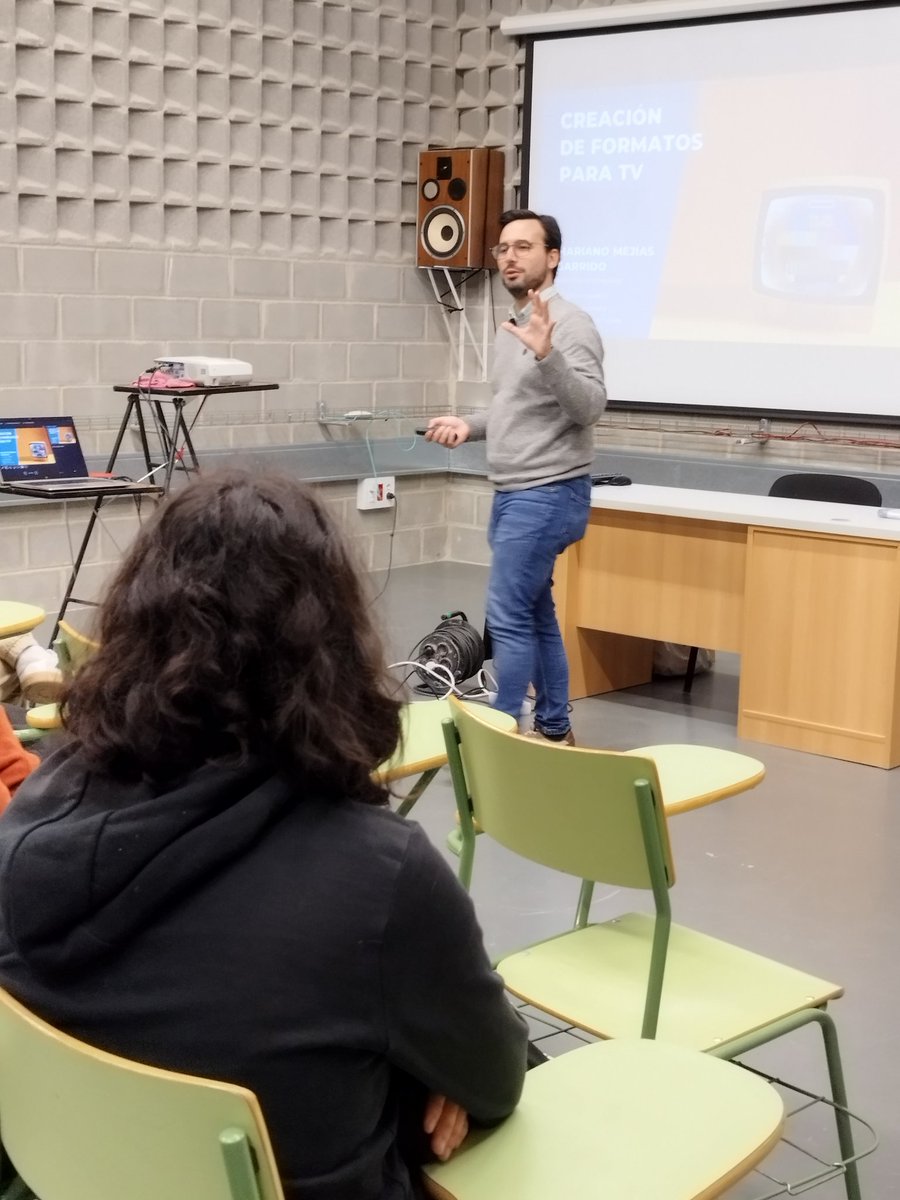 ECCIT Escola de Cinema (@eeccit) on Twitter photo Avui ens ha visitat Mariano Mejías, periodista i especialista en el món de la televisió, per oferir a l'alumnat de l'escola una Masterclass sobre creació de nous continguts en televisió. Moltes gràcies! <a href="/MarianoMejGar/">Mariano Mejías Garrido</a> Avui ens ha visitat Mariano Mejías, periodista i especialista en el món de la televisió, per oferir a l'alumnat de l'escola una Masterclass sobre creació de nous continguts en televisió. Moltes gràcies! <a href="/MarianoMejGar/">Mariano Mejías Garrido</a>