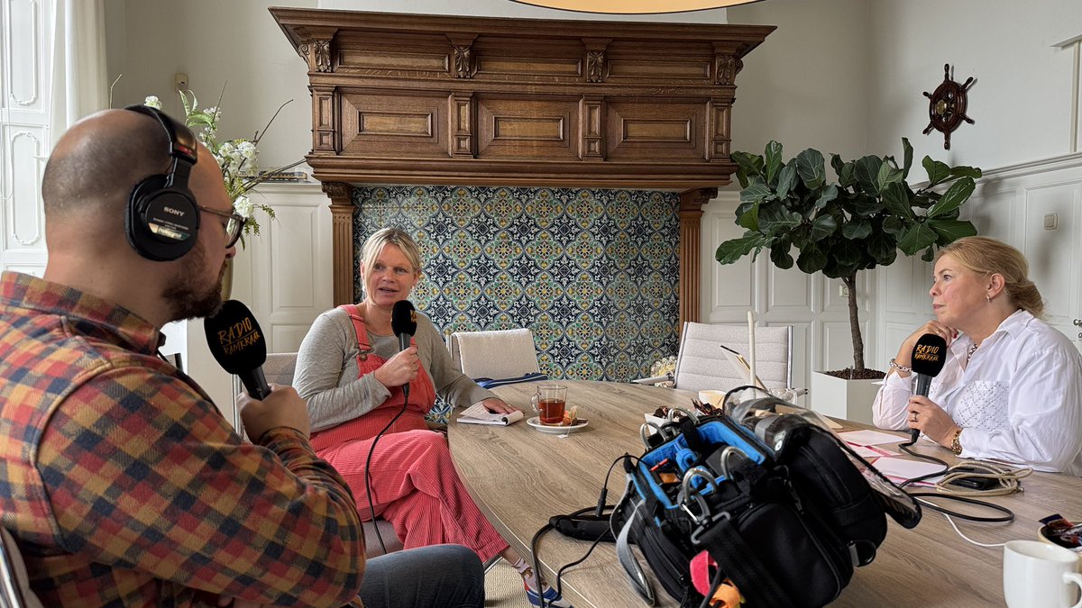 Radio Ramkraak vroeg burgemeester <a href="/avine_fokkens/">Avine Fokkens-Kelder</a> naar de aanpak van voetbalvandalisme. De rechter straft. Gemeente <a href="/Heerenveen/">Gemeente Heerenveen</a> biedt Heerenveense hooligans daarna een traject aan. Horen hoe dat gedaan wordt? Dit is de link naar de podcast….

open.spotify.com/episode/76446m…