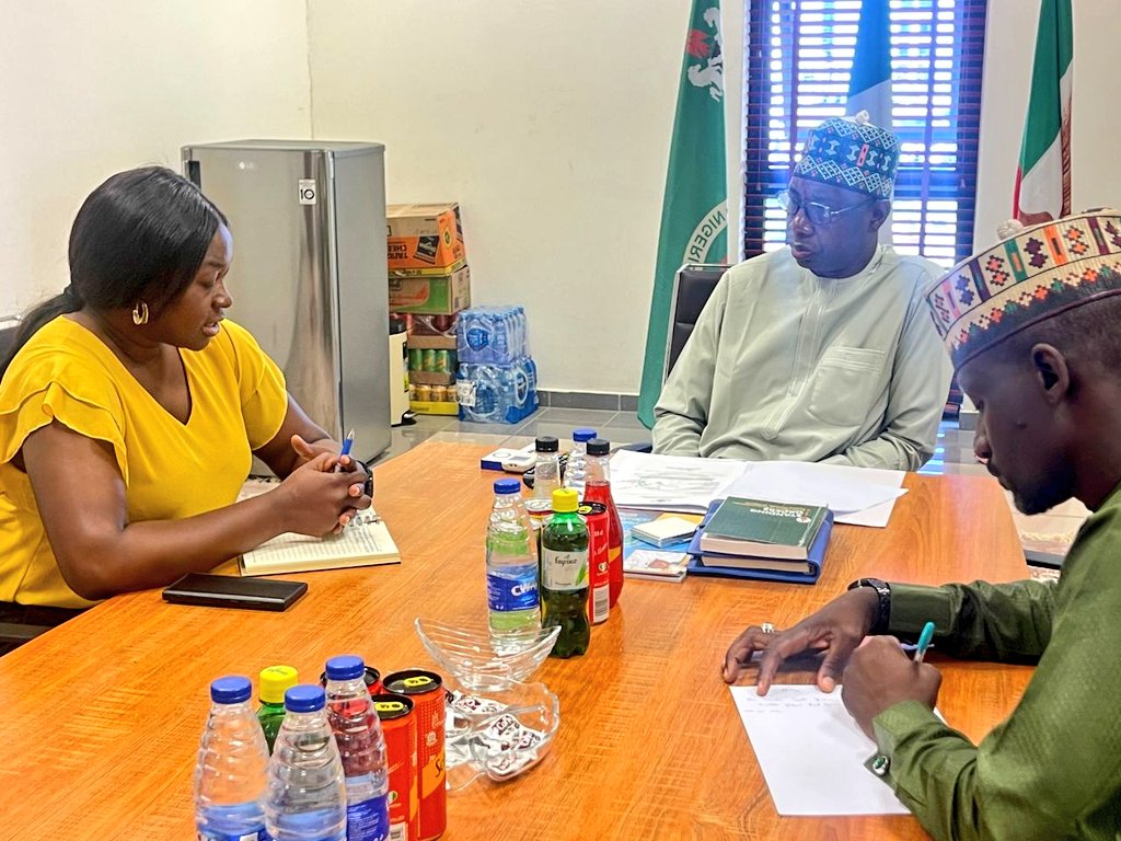 jdevfoundation's tweet image. We paid a courtesy visit to the Speaker House of Representatives who was ably represented by Hon. Sada Soli 
Kaita/Jibia Federal Constituency of katsina. We discussed extensively on the YERPNAIJA project alongside the Youth priorities recommendations. 
@NDI @NEDemocracy @KDI_ng