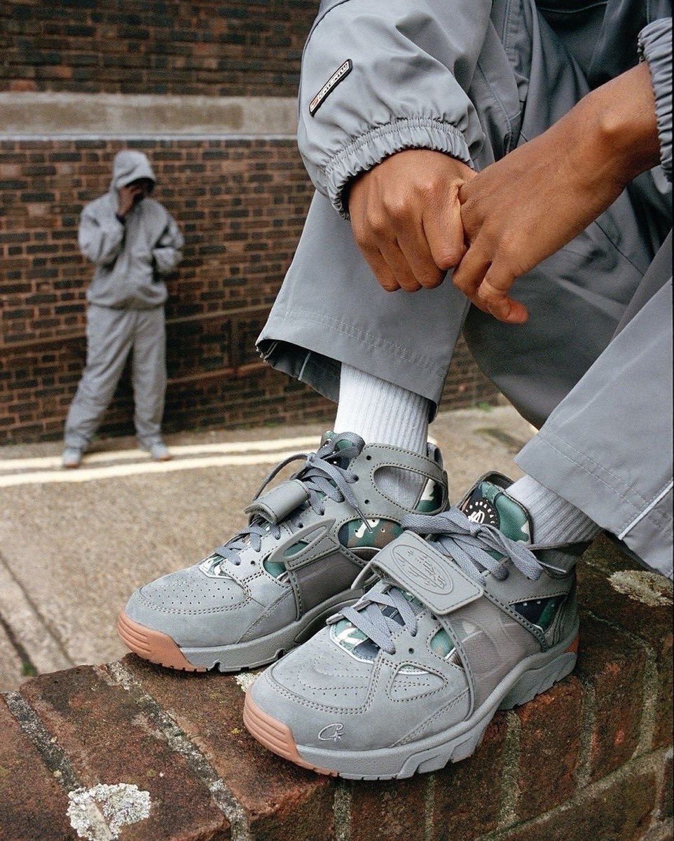 Corteiz × Nike Air Trainer Huarache SP & Apparel Collectionが日本 