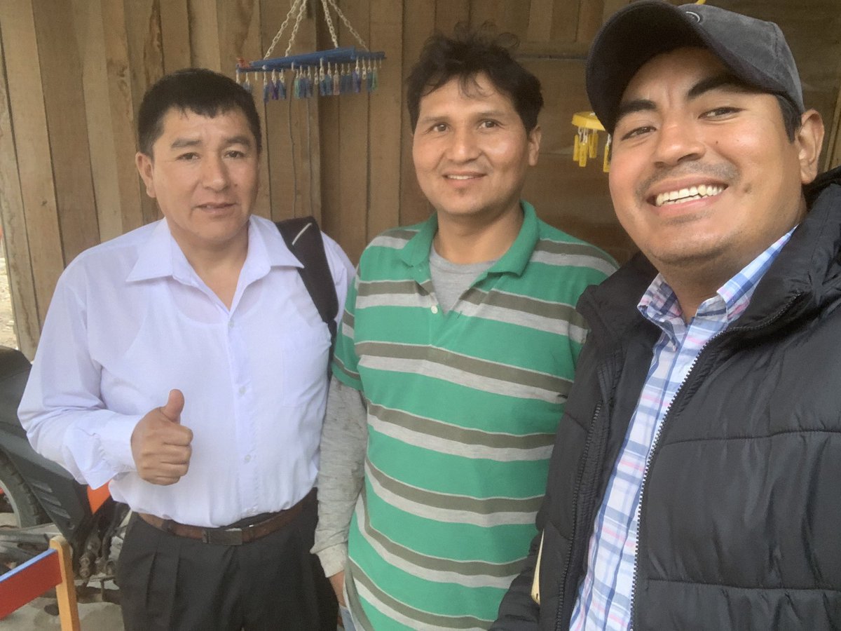 RubenRivera95's tweet photo. Semana de evangelismo Femenino, acompañando al DM Pachacamac B del Pastor Esteve Chapoñan - Iglesia El Bosque/Curva Zapata 🙏🏼😃 https://t.co/esSYNLsQIv