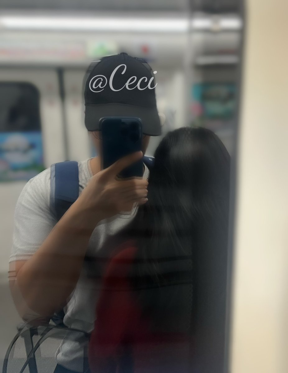 在地铁上被狗男人壁咚了 https://t.co/rJ4EJ1XtDc