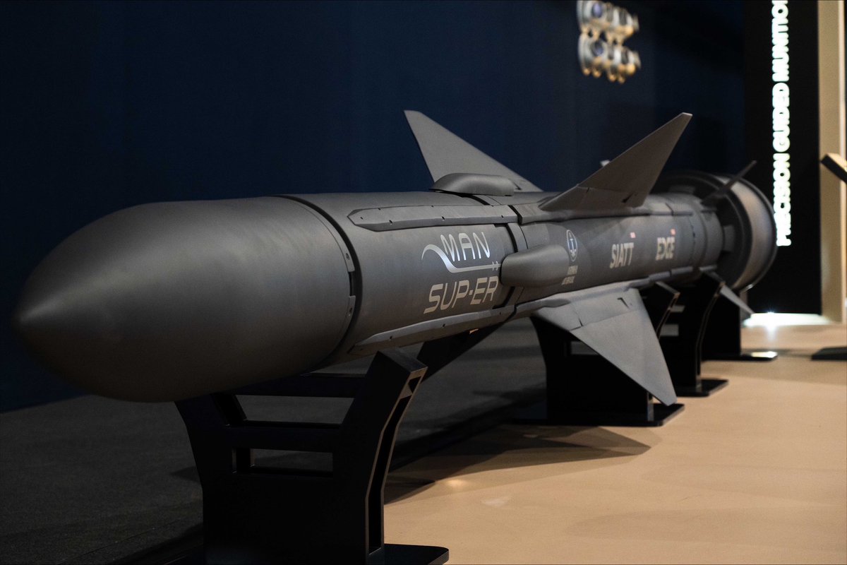 _edgegroup's tweet image. #ADSB, EDGE’s naval arm, has been making waves at #Euronaval2024, securing four strategic partnerships to enhance the RABDAN FA-400 Fast Attack vessel with advanced systems in navigation, firepower, defence, and missile technology. 

These collaborations underscore our commitment