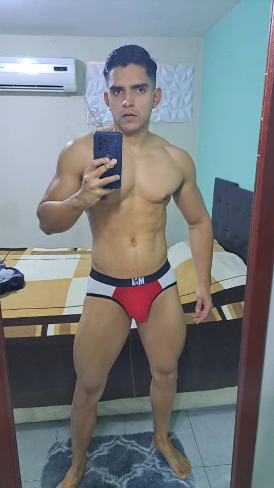 Iam_formen tweet media