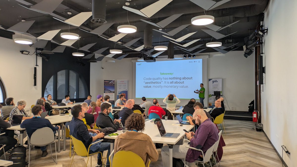 Stefano_Cassone's tweet image. Primo giorno dei Core Days, tanta gente #CoreDays2024 🤩