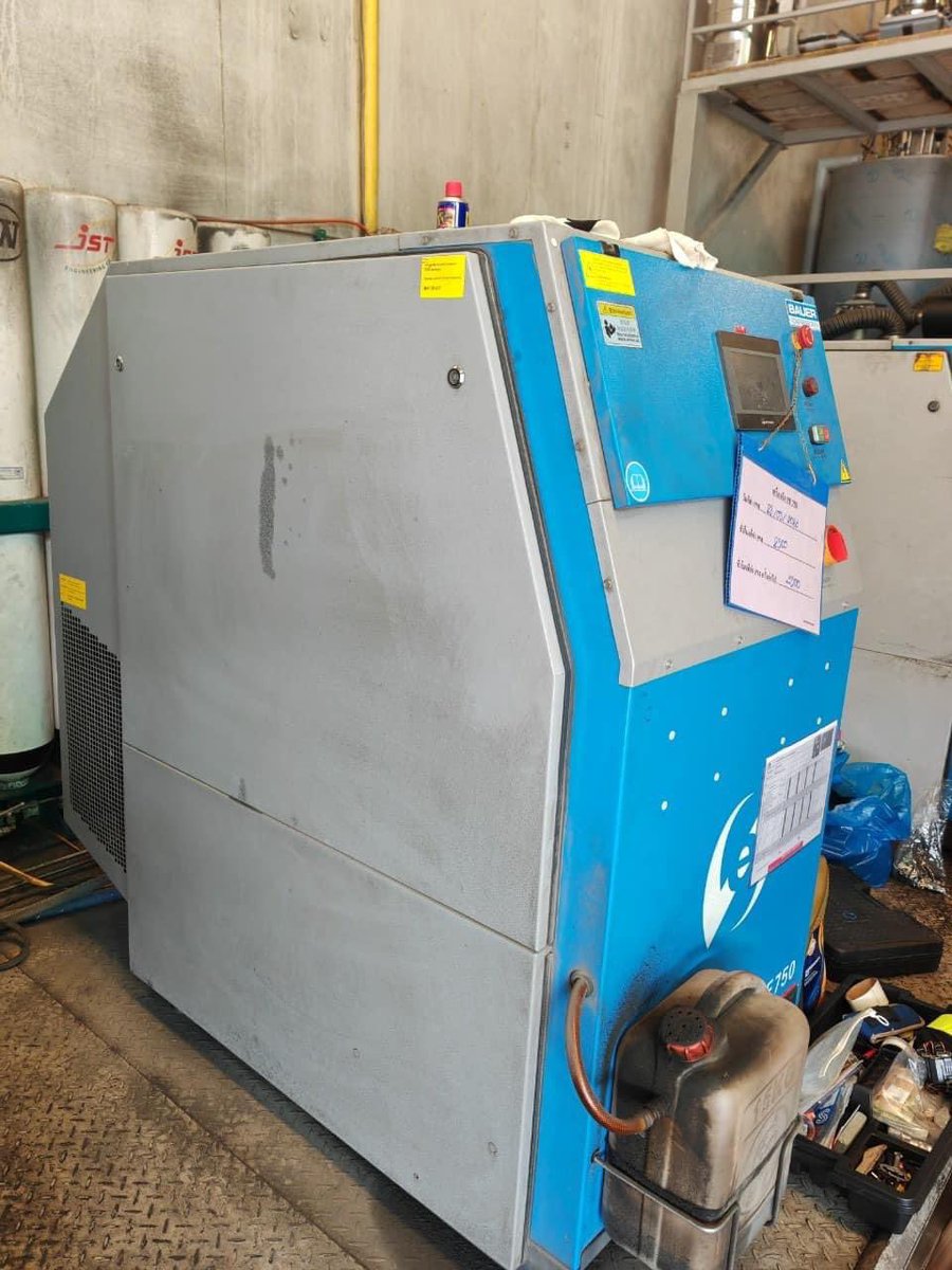 BauerThailand's tweet photo. PE700 Nitrogen booster โรงนี้รันไม่หยุด ต้องขอหยุดไลน์เพื่อซ่อม เครื่องใหม่ต้องมาละ  #Nitogen BAUER Compressor
#BauercompressorsThailand #bauercompressor #บริษัทคอมเพรสเทคจำกัด #ดำน้ำ #ดับเพลิง #เครื่องอัดอากาศหายใจ https://t.co/0wHQVWvrG8