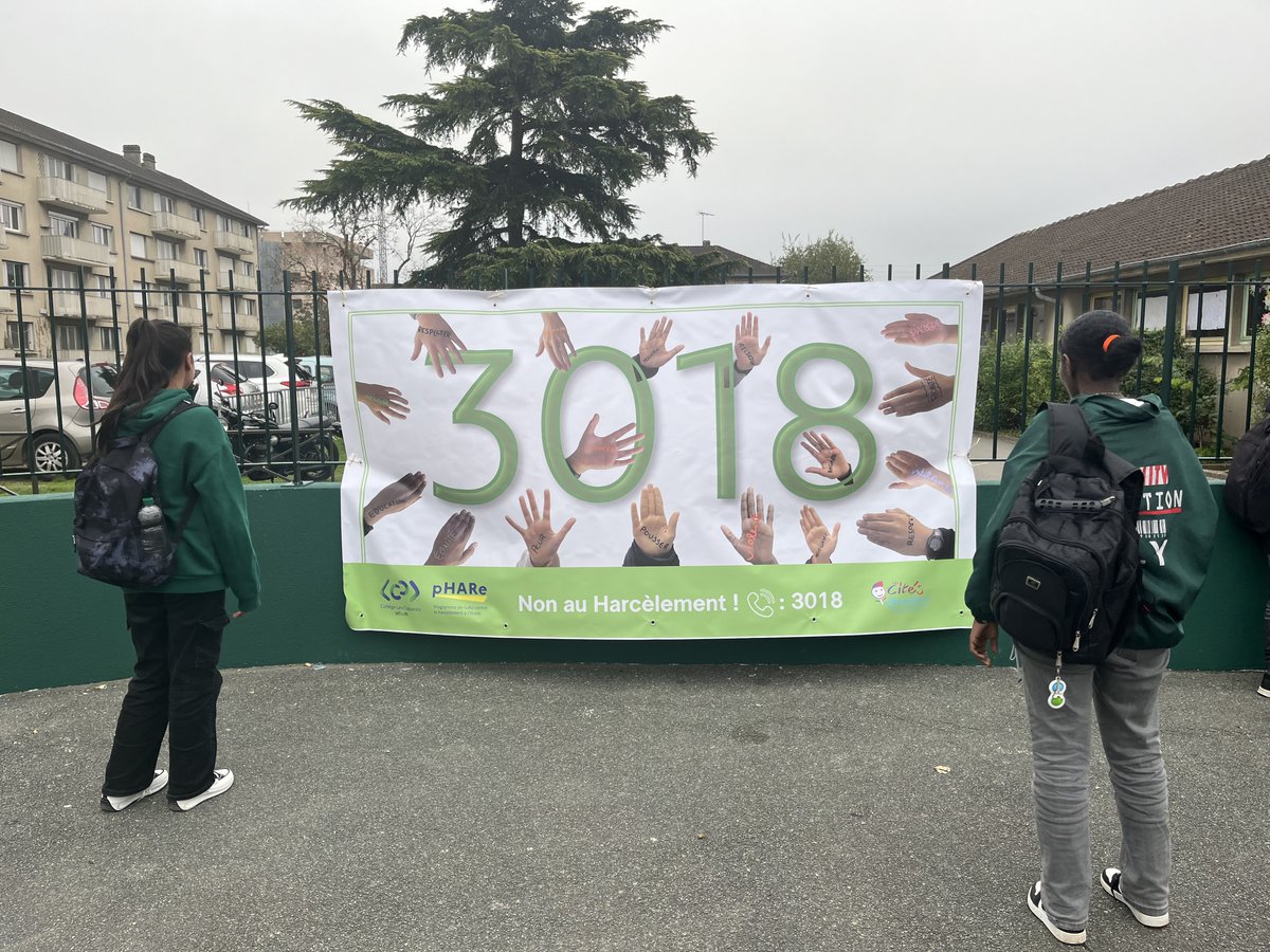 Collège Les Capucins tweet media