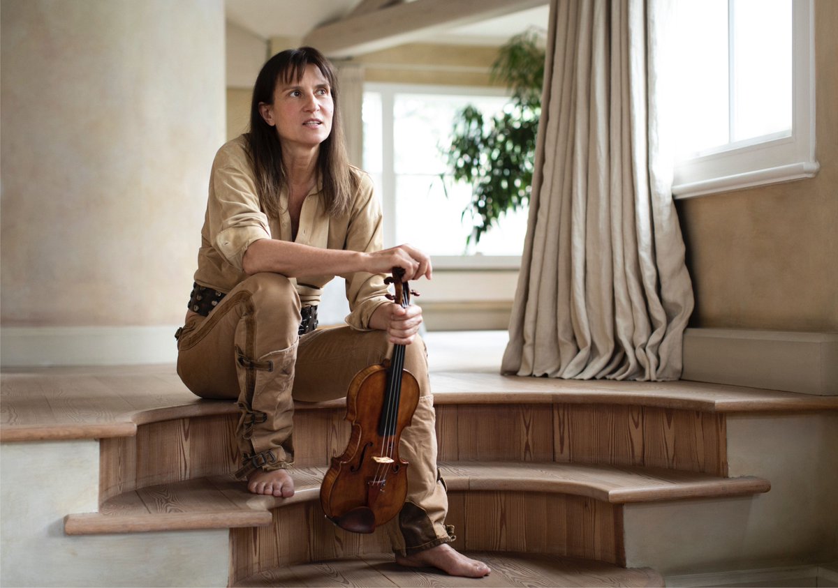 Askonas Holt (@askonasholt) on Twitter photo This weekend sees <a href="/ViktoriaMullova/">Viktoria Mullova</a> return to China.
10 Nov: Shanghai Concert Hall recital
15 Nov: Brahms Violin Concerto with Chengdu Symphony Orchestra
More details here: buff.ly/3AvXXiw This weekend sees <a href="/ViktoriaMullova/">Viktoria Mullova</a> return to China.
10 Nov: Shanghai Concert Hall recital
15 Nov: Brahms Violin Concerto with Chengdu Symphony Orchestra
More details here: buff.ly/3AvXXiw
