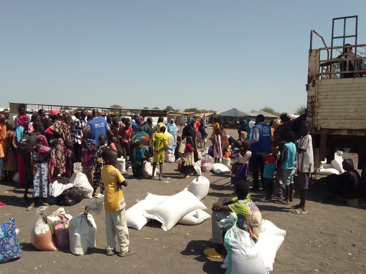 World Vision South Sudan (@wvsouthsudan) on Twitter photo This week <a href="/WorldVision/">World Vision</a> delivered medications to returnees and refugees entering #SouthSudan through Joda Boda in Renk County to mitigate the spread of malaria and other communicable diseases in transit centres. This Emergency Health Program is supported by <a href="/WorldVisionUSA/">World Vision USA</a> This week <a href="/WorldVision/">World Vision</a> delivered medications to returnees and refugees entering #SouthSudan through Joda Boda in Renk County to mitigate the spread of malaria and other communicable diseases in transit centres. This Emergency Health Program is supported by <a href="/WorldVisionUSA/">World Vision USA</a>