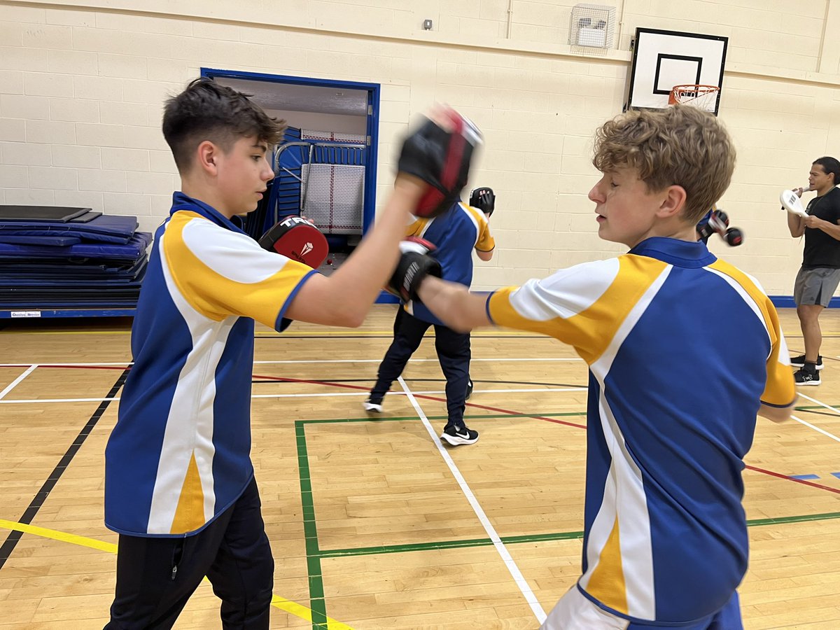 StNicksHead's tweet photo. Seconds out, session 3!
Year 9 get put through their paces during their boxing session.
#StNicks #movember2024 #yourharlow #isa #harlow #essex https://t.co/ngd6TKgewt