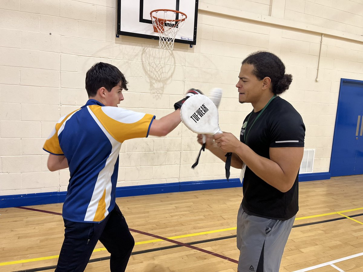 StNicksHead's tweet photo. Seconds out, session 3!
Year 9 get put through their paces during their boxing session.
#StNicks #movember2024 #yourharlow #isa #harlow #essex https://t.co/ngd6TKgewt