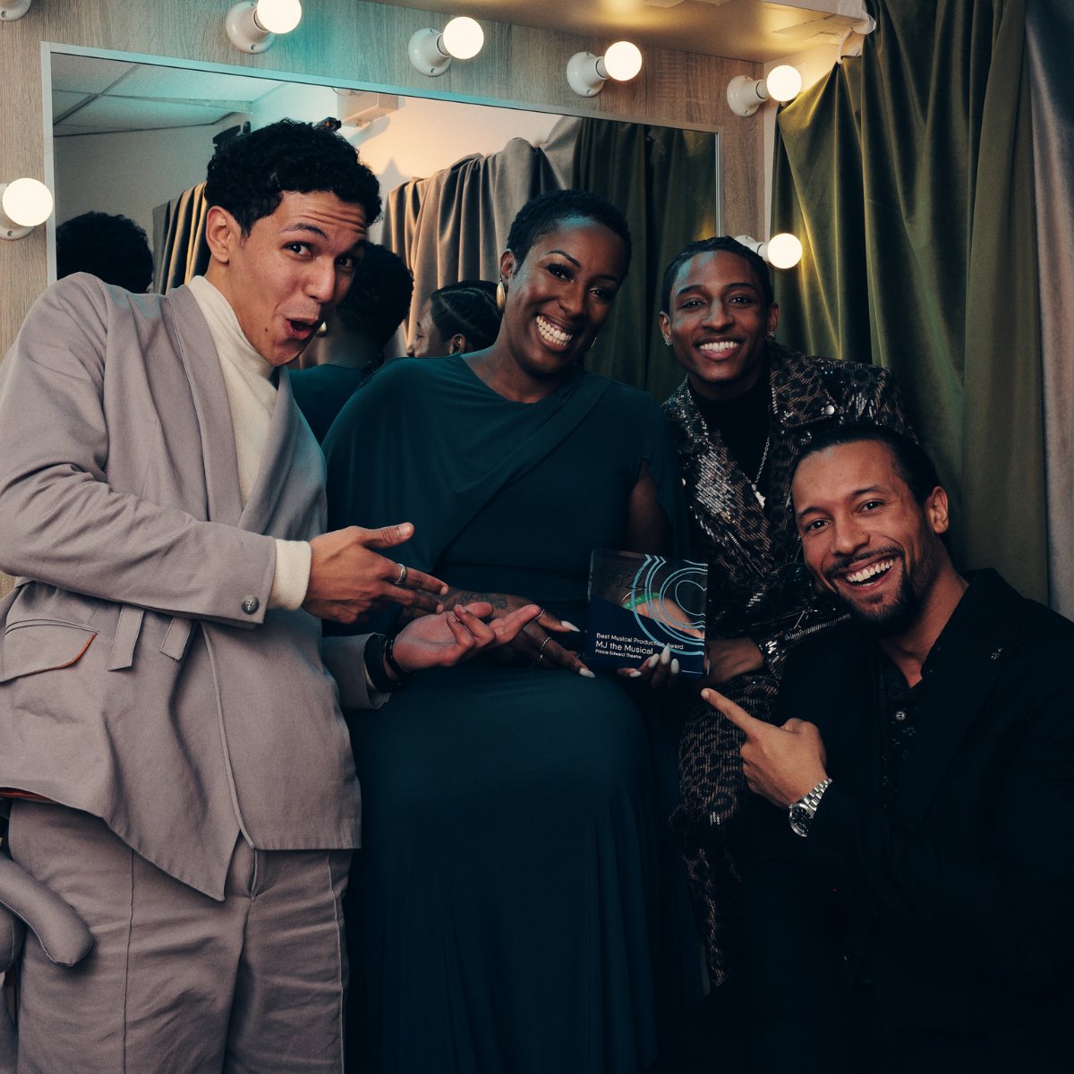 MJ the Musical UK tweet media