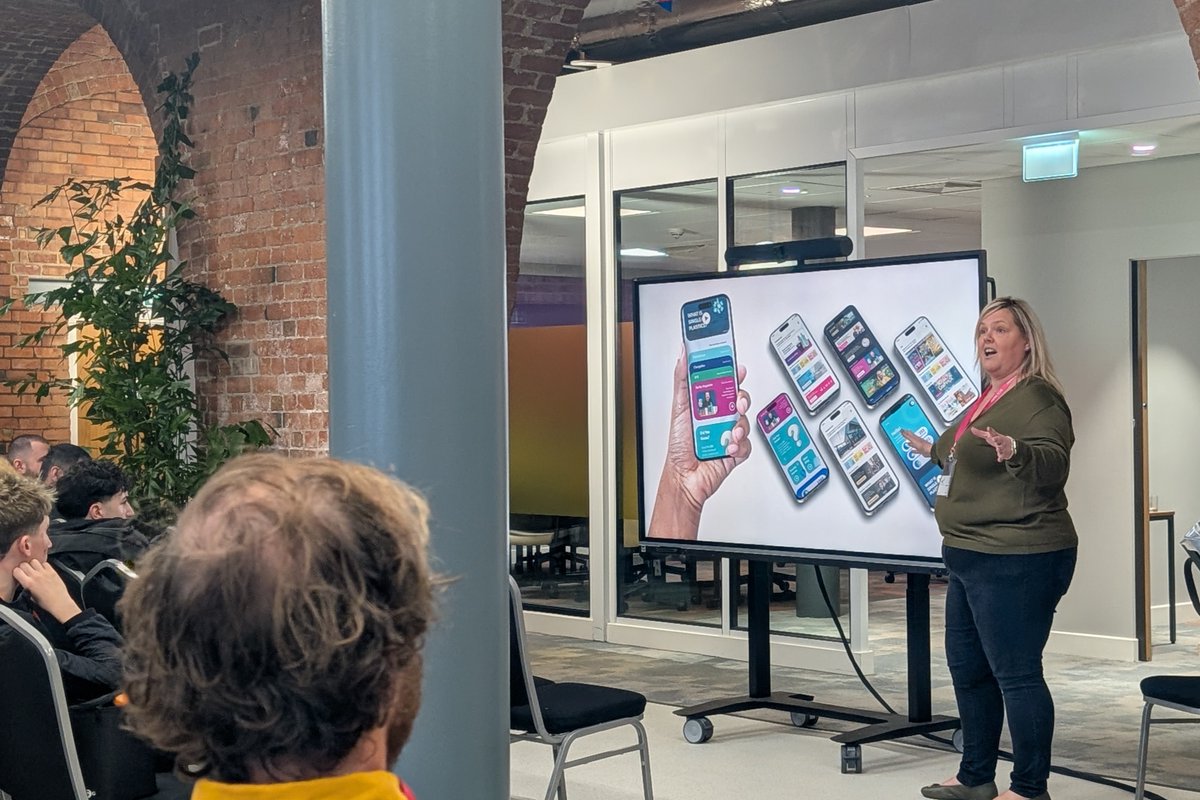 Circulayo tweet media