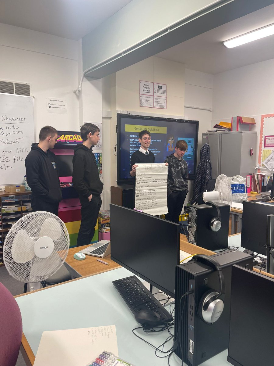 BlairgowrieComp's tweet photo. Thanks to Elizabeth Harley from @EYnews for her workshop with S4/S5 @BlairgowrieComp  students on AI &amp; Emotional Intelligence and to Morven Withers, DYW Board for her help. Our students really enjoyed it. Well done to Mars, Summer and Klaudia for your prize-winning presentations. https://t.co/hbvkY2P0t1