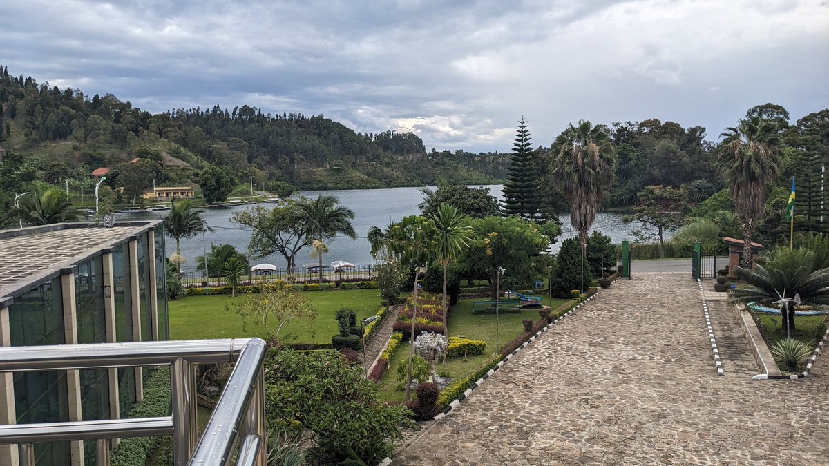 CybhrJ's tweet photo. Definitely, life is calling.... @RwandaMuseums #EnvironmentalMuseum https://t.co/6fXaJmHIdG
