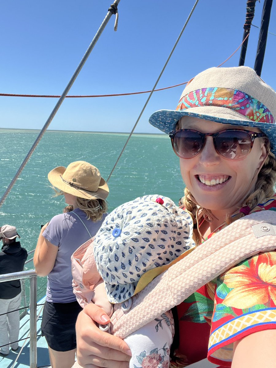 any #SMM2024 conference goers travelling after the conference - highly recommend Aristocat2 Perfect Nature Cruises from #Monkeymia We saw dugongs and tool -using dolphins !!🤩 We get a discount through #marinemammalmates 🐬🐳 See y’all in Perth soon!🤩