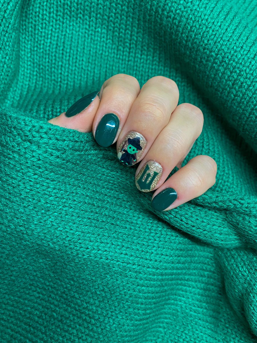 osnapitzvalaaa's tweet photo. wicked nails💚🩷🫧✨

@wickedmovie #WickedMovie #WickedIlFilm #Wicked #cynthiaerivo #arianagrande 🪄🧹 https://t.co/NwqzTvJJPh